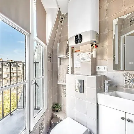 Mac Mahon - Champs Elysees By B'your *