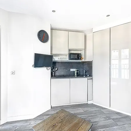 Mac Mahon - Champs Elysees By B'your