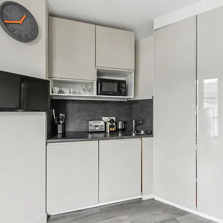 Mac Mahon - Champs Elysees By B'your *