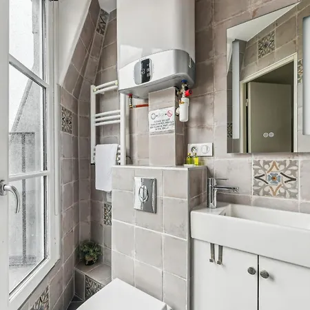 Mac Mahon - Champs Elysees By B'your 파리